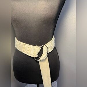 Y2K Bohemian Rose Crochet Belt Size 13. Length 45in